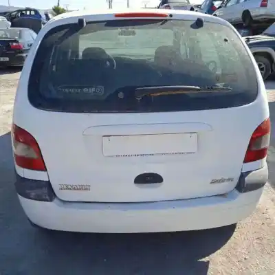 Scrapping Vehicle renault scenic (ja..) f9q736 of the year 1999 powered 
