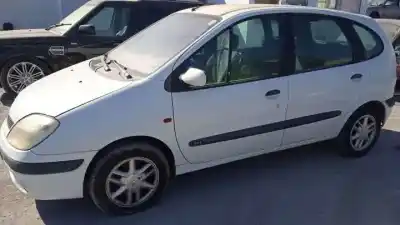 Scrapping Vehicle renault scenic (ja..) f9q736 of the year 1999 powered 