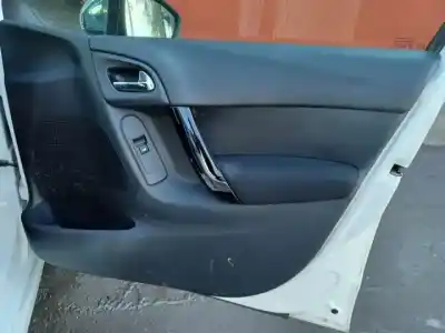 Здавання транспортного засобу citroen c3 9hpdv6ated4 року 2011 потужний 