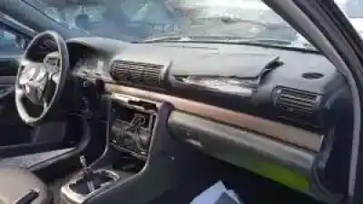 Veículo de Sucata audi a4 berlina (b5) d-ahu do ano 1995 alimentado 