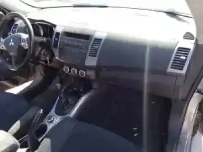 Scrapping Vehicle mitsubishi outlander (cw0) bsy of the year 2007 powered 