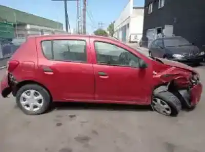 Veículo de Sucata dacia sandero 1.6 lpg do ano 2009 alimentado 