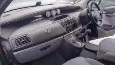 Veículo de Sucata citroen c8 2.2 hdi fap cat (4hw) do ano 2004 alimentado 