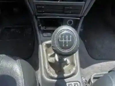 Veículo de Sucata volvo s40 berlina b4164s2 do ano 1997 alimentado 