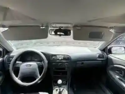 Veículo de Sucata volvo s40 berlina b4164s2 do ano 1997 alimentado 