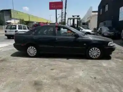 Veículo de Sucata volvo s40 berlina b4164s2 do ano 1997 alimentado 