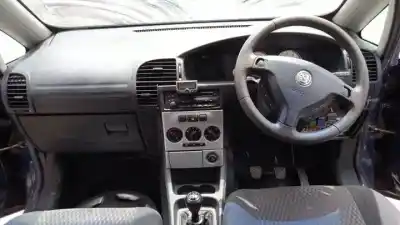 Veículo de Sucata opel zafira a z22se do ano 2003 alimentado 