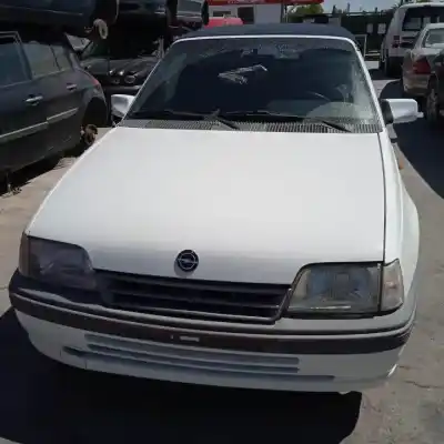 Veículo de Sucata OPEL KADETT E CABRIOLET / COMBO C16NZ do ano 1985 alimentado 