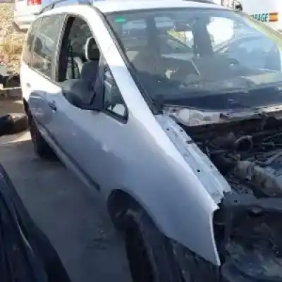 Veículo de Sucata ford galaxy (vy) e5sa do ano 2000 alimentado 