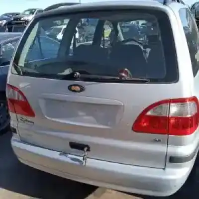 Veículo de Sucata ford galaxy (vy) e5sa do ano 2000 alimentado 