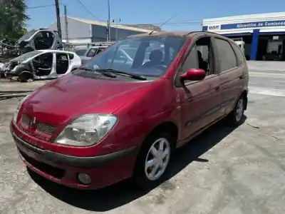 Здавання транспортного засобу RENAULT SCENIC I (JA...) K4MB7 року 1999 потужний 