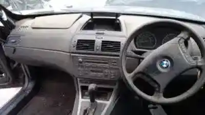 Veículo de Sucata bmw x3 (e83) m54b25 do ano 2004 alimentado 