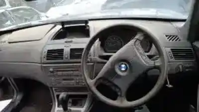 Veículo de Sucata bmw x3 (e83) m54b25 do ano 2004 alimentado 