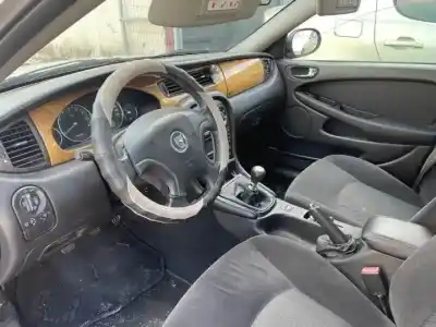 Здавання транспортного засобу jaguar x-type i (x400) 2.5 v6 a las 4 ruedas року 2001 потужний 