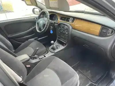 Здавання транспортного засобу jaguar x-type i (x400) 2.5 v6 a las 4 ruedas року 2001 потужний 