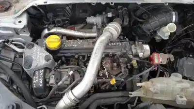 Veículo de Sucata renault clio iii 1.5 dci diesel cat (k9k-830) do ano 2010 alimentado 