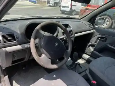 Здавання транспортного засобу renault clio ii fase ii (b/cb0) k9k17 року 2007 потужний 