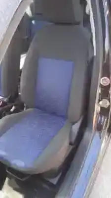 Veículo de Sucata ford fiesta (cbk) fuja do ano 2003 alimentado 