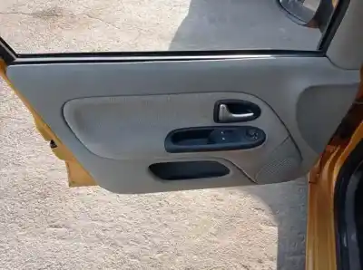 Здавання транспортного засобу renault clio ii fase ii (b/cb0) k4jb711 року 2001 потужний 