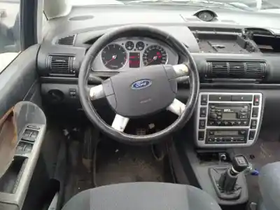 Veículo de Sucata ford galaxy (vy) e5sa do ano 2000 alimentado 