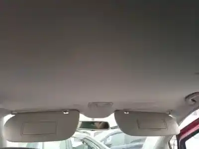 Veículo de Sucata ford galaxy (vy) e5sa do ano 2000 alimentado 