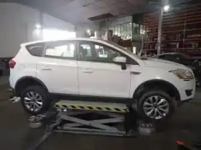 Sloopvoertuig ford kuga (cbv) txda van het jaar 2011 aangedreven 