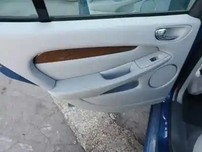 Здавання транспортного засобу jaguar x-type i (x400) 2.5 v6 a las 4 ruedas року 2002 потужний 