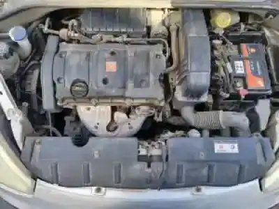 Veículo de Sucata citroen c3 pluriel nfutu5jp4 do ano 2003 alimentado 