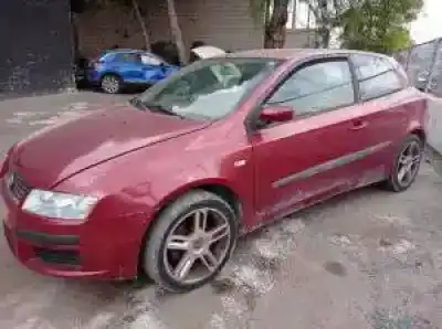 Veicolo di demolizione fiat stilo (192) 192a1000 dell'anno 2001 alimentato 