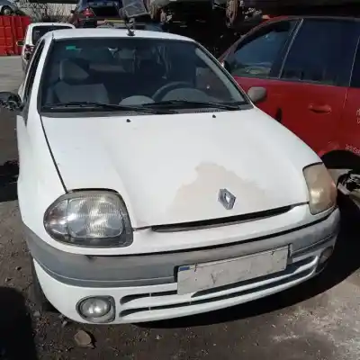Scrapping Vehicle renault clio ii fase i (b/cbo) f8q632 of the year 1998 powered 