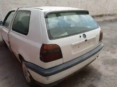 Veículo de Sucata volkswagen golf iii berlina (1h1) ady do ano 1991 alimentado 
