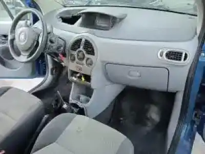 Veicolo di demolizione renault grand modus k9kt7 dell'anno 2006 alimentato 