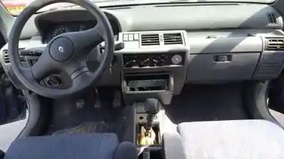 Здавання транспортного засобу renault clio i fase i+ii (b/c57) g-e7j року 1991 потужний 