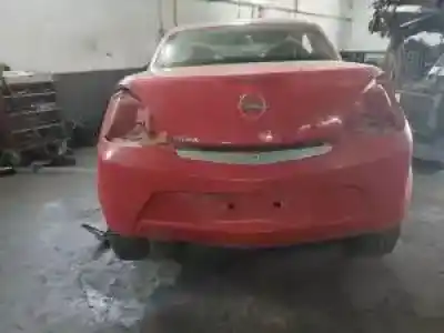 Veicolo di demolizione opel tigra twin top z12xe dell'anno 2004 alimentato 