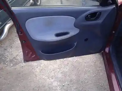 Veículo de Sucata daewoo lanos 1.3g-a13sms do ano 1997 alimentado 