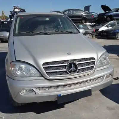 Veículo de Sucata MERCEDES-BENZ CLASE M (W163) 628963 do ano 2001 alimentado 