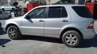Veículo de Sucata mercedes-benz clase m (w163) 628963 do ano 2001 alimentado 