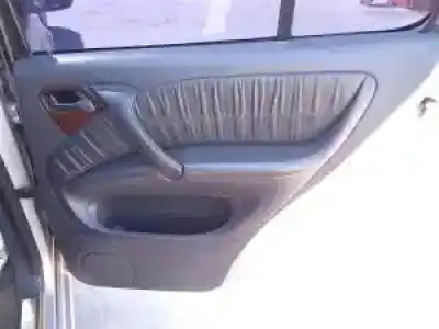 Veículo de Sucata mercedes-benz clase m (w163) 628963 do ano 2001 alimentado 