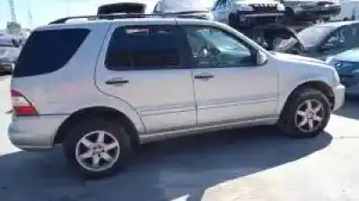 Veículo de Sucata mercedes-benz clase m (w163) 628963 do ano 2001 alimentado 