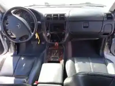 Veículo de Sucata mercedes-benz clase m (w163) 628963 do ano 2001 alimentado 