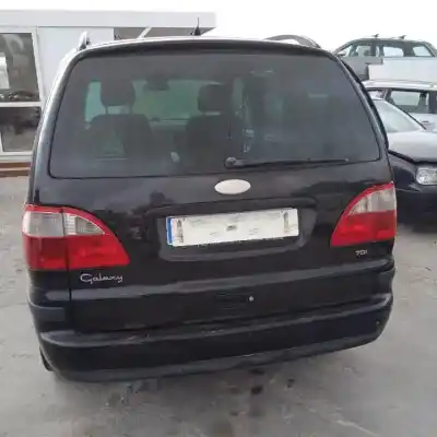 Здавання транспортного засобу ford galaxy (vy) auy року 2000 потужний 