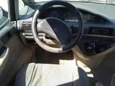 Veículo de Sucata citroen evasion rgx do ano 1994 alimentado 