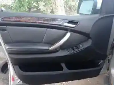 Veículo de Sucata bmw x5 (e53) 448s2 do ano 2000 alimentado 