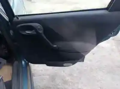 Sloopvoertuig opel vectra c caravan y22dtr van het jaar 2000 aangedreven 