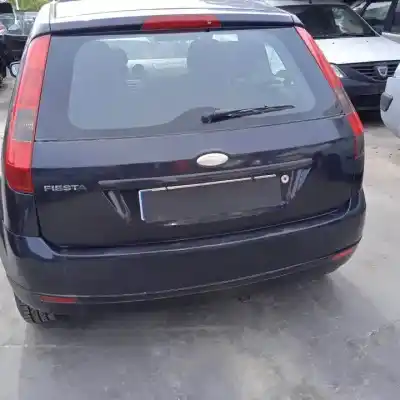 Veicolo di demolizione ford fiesta (cbk) a9jb dell'anno 2001 alimentato 