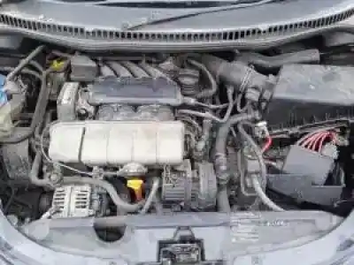 Sloopvoertuig volkswagen new beetle cabriolet (1y7) azj van het jaar 2003 aangedreven 