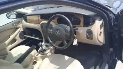 Scrapping Vehicle jaguar x-type i (x400) 2.5 v6 a las 4 ruedas of the year 2003 powered 