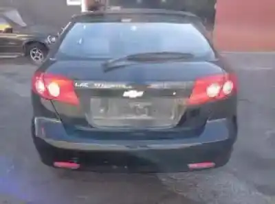 Véhicule à la ferraille chevrolet lacetti f16d3-g de l'année 2004 alimenté 