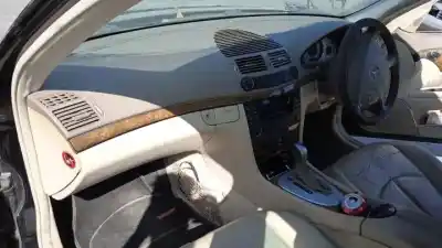 Hurda Aracı mercedes-benz clase e (w211) berlina 648961 yılın 2002 güçlü 