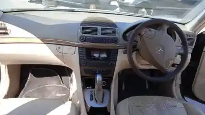Hurda Aracı mercedes-benz clase e (w211) berlina 648961 yılın 2002 güçlü 